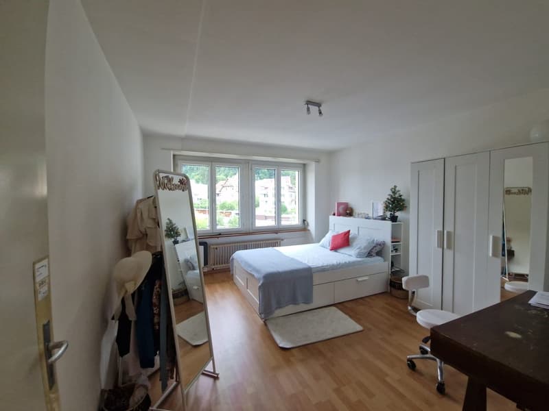 Helle und geräumige 3½-Zimmer-Wohnung an zentraler Lage in Baden (4)