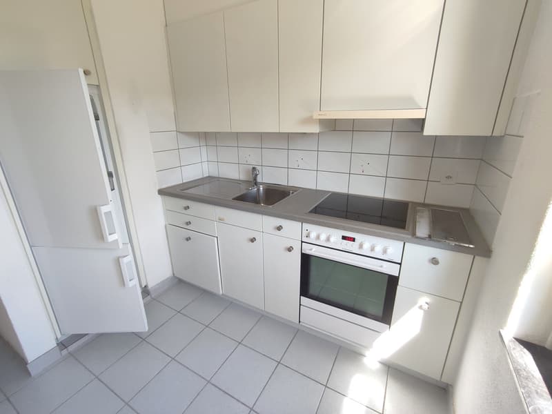 Gemütliche und helle Wohnung an zentraler Lage (2)