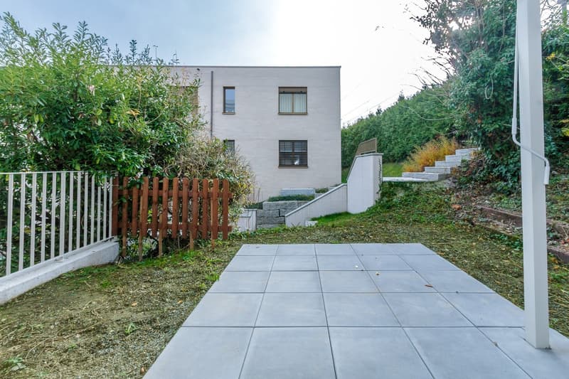 Ihr neues Zuhause mit atemberaubender Seesicht und Badeplatz (6)