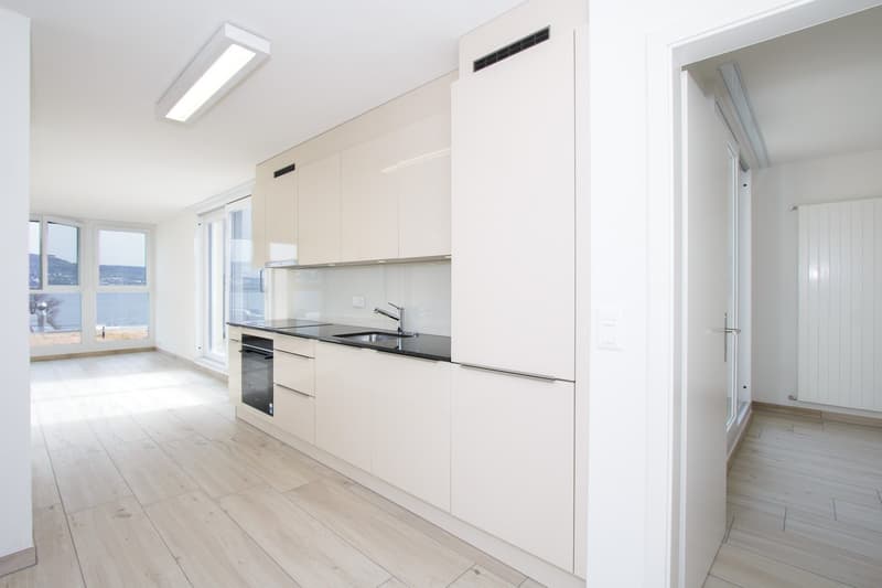 Ihr neues Zuhause mit atemberaubender Seesicht und Badeplatz (7)