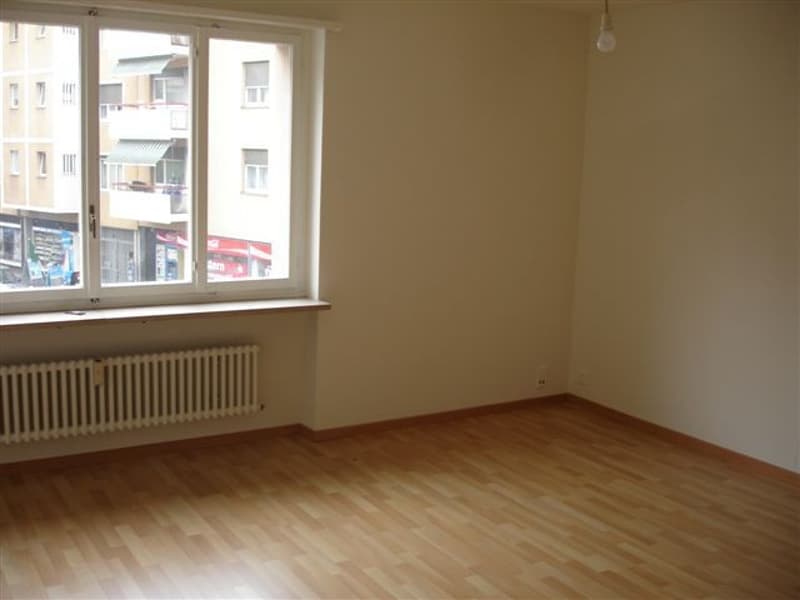 Tolle Wohnung mit Terrasse (3)