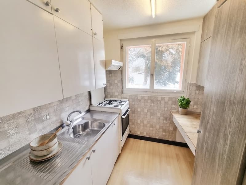SGrosszügige, helle 4.5-Zimmer-Wohnung mit Balkon  frisch gestrichen (7)