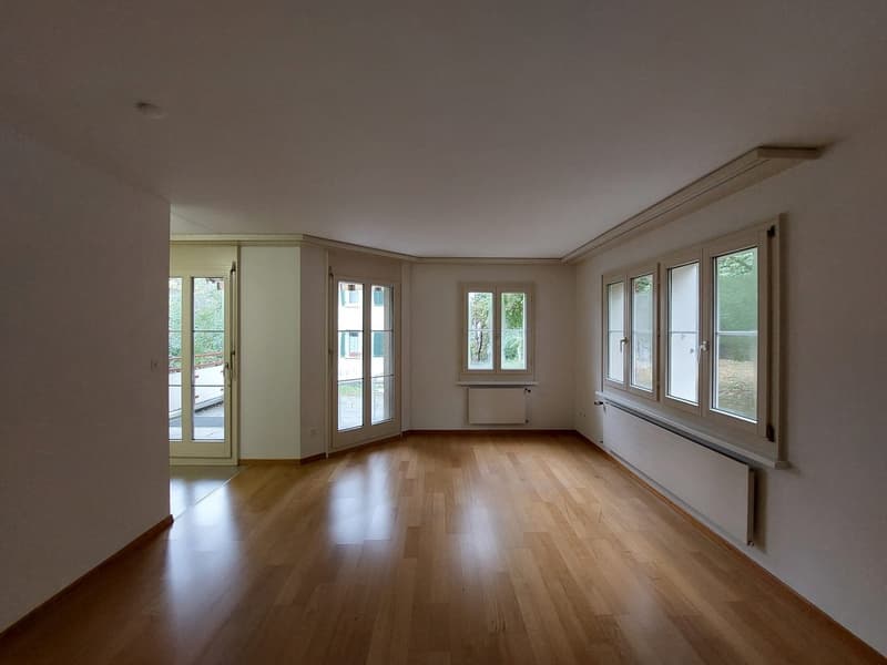 komfortable helle Wohnung mit gemütlichem Sitzplatz (2)