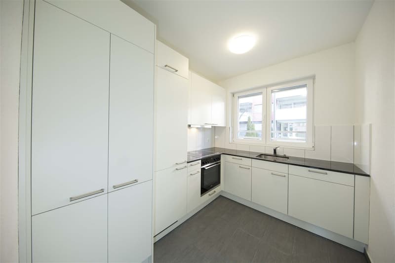 Modern - ideale Lage - 2 Balkone - privater Waschturm (3)
