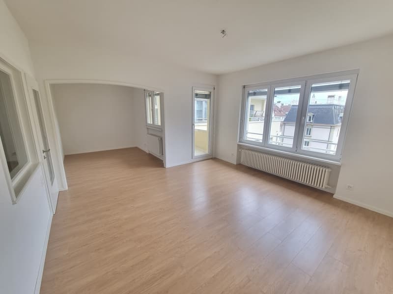 Renoviert - ideale Lage - Balkon (1)