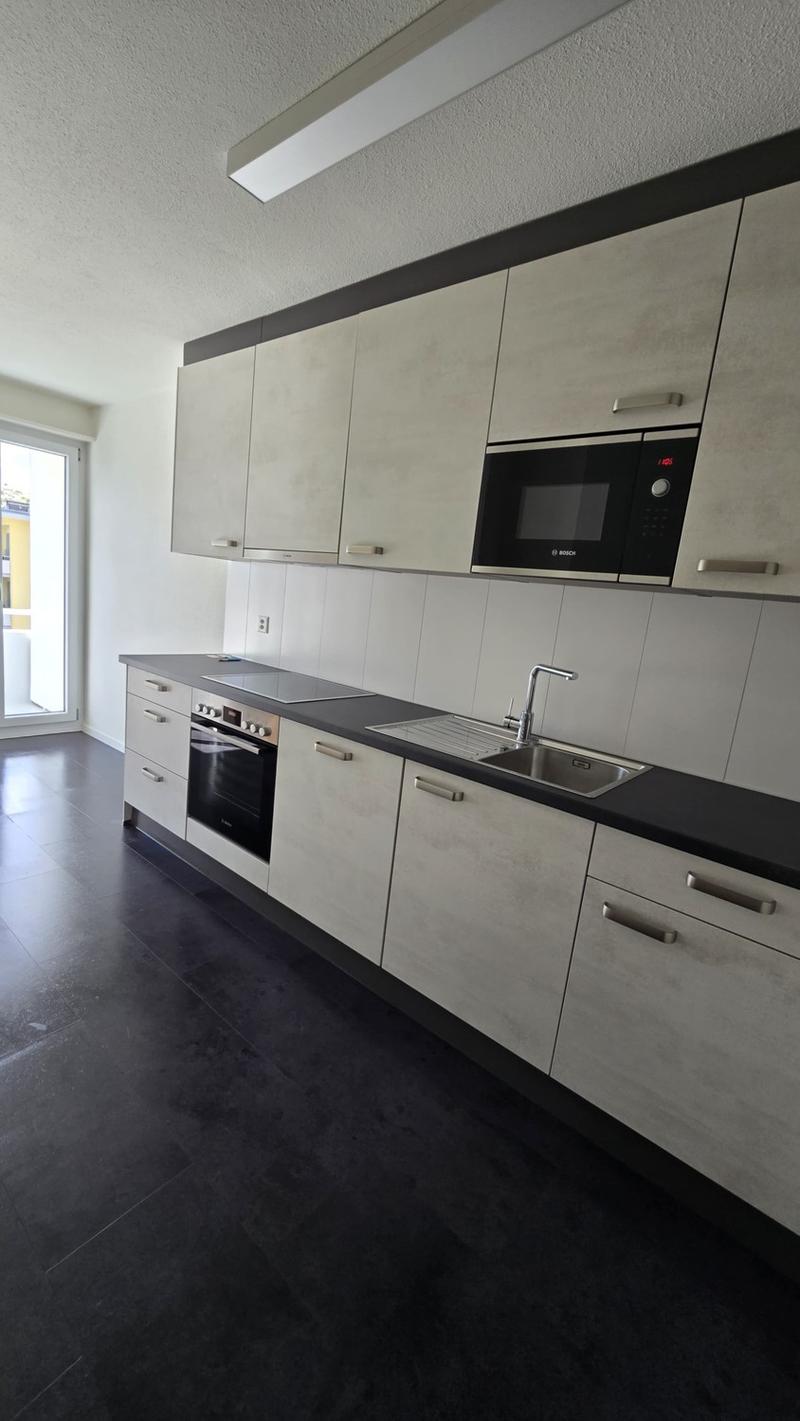 Gemütliche 3,5 Zimmer- Wohnung in Bülach (3)