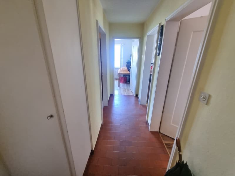 Gemütliche 3-Zimmerwohnung in Oftringen mit Parkplatz (7)