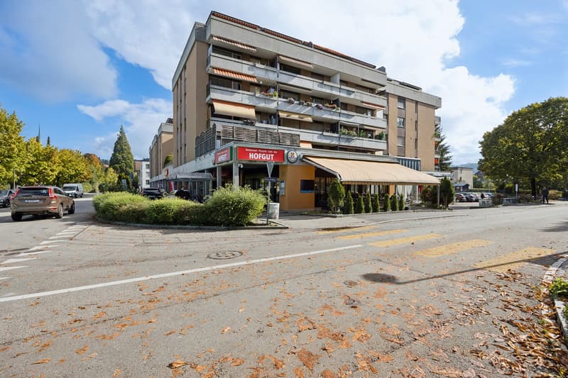 Neu renoviert - zentrale & dennoch ruhige Lage (1)