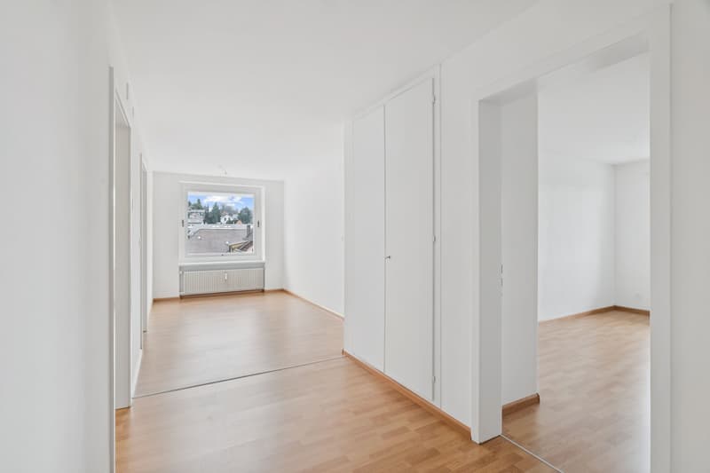 Soforteinzug in renovierte Wohnung - ruhig, zentralgelegen und familienfreundlich (3)