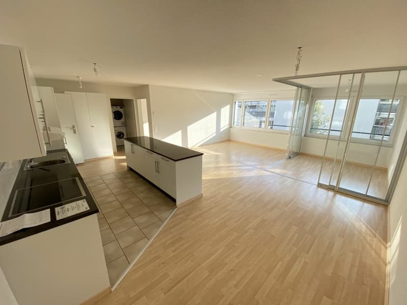 Moderne 2.5-Zimmerwohnung - Zürich Seebach (2)