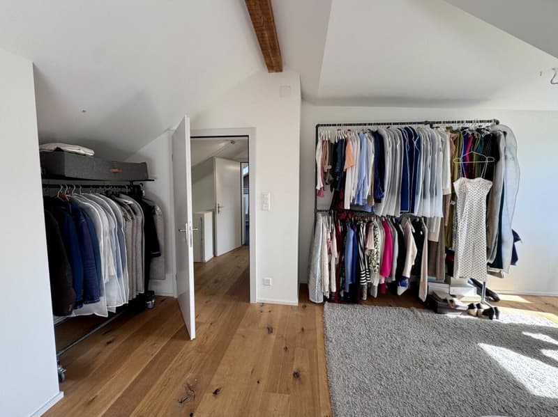 Grosszügige 3½-Zimmer-Maisonette mit 150 m², Balkon & 2 Bädern am Albisriederplatz (7)