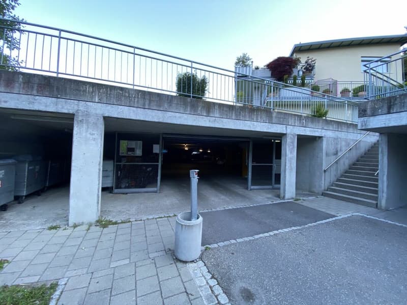 Tiefgaragenplatz in Stallikon zu vermieten (2)
