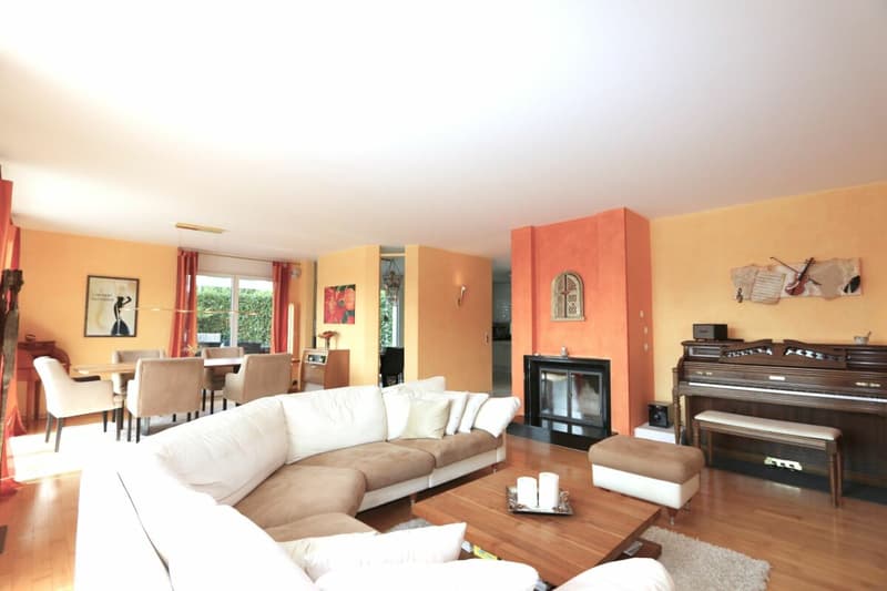 6.5-Zimmer Doppel-Einfamilienhaus (3)