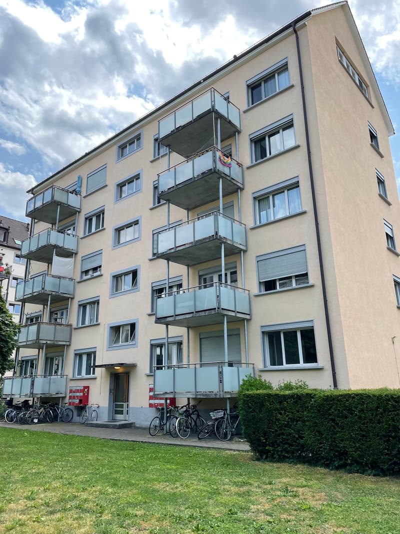 RUHIGES WOHNEN NÄHE GOLDBRUNNENPLATZ - Bertastrasse 92 in 8003 Zürich! (2)