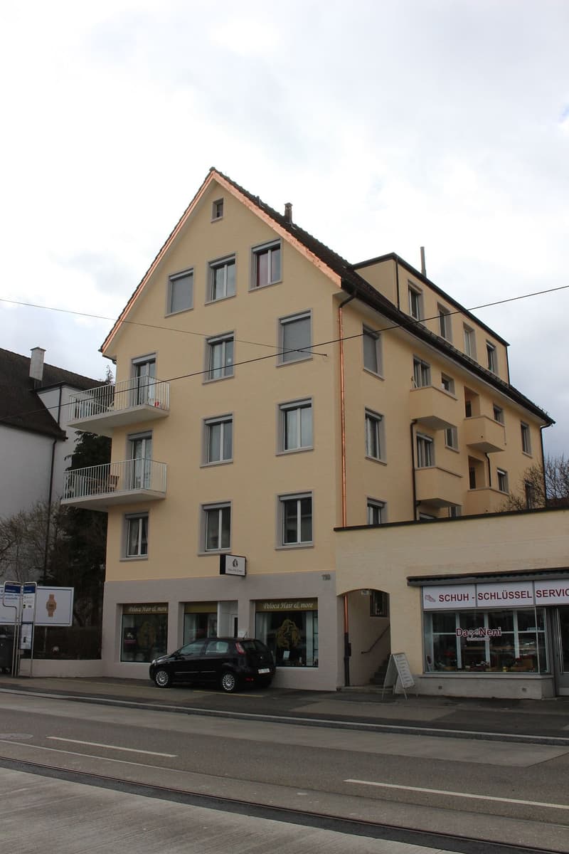 TOP ZENTRALE 1-ZIMMERWOHNUNG IN ZÜRICH WOLLISHOFEN - Albisstrasse 110 in 8038 Zürich (1)