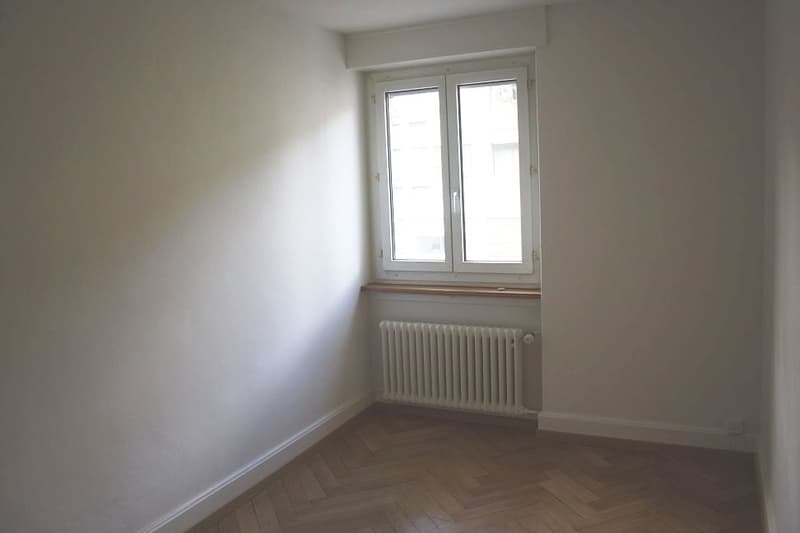 CHARMANTE UND ZENTRAL GELEGENE 3.5-ZIMMWER-WOHNUNG IN ZÜRICH-WOLLISHOFEN! (5)