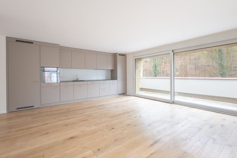 Modern living on the top floor – High-quality 2.5-room new apartment in Zürich-Seebach (1)