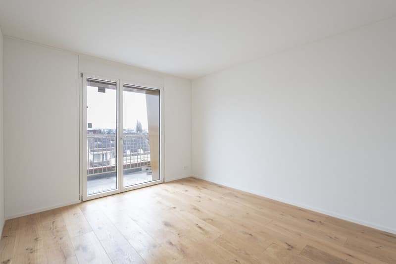Zimmer und Balkon Innenhof