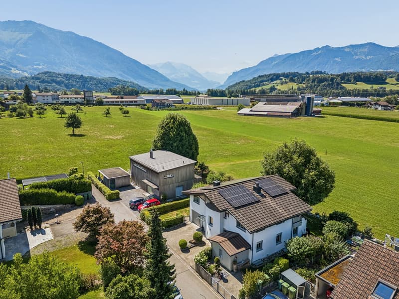 Wohnen mit Weitblick – freistehendes 7-Zimmer-Einfamilienhaus (4)