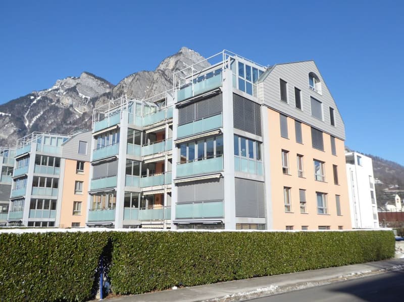 4-Zimmer-Maisonette-Wohnung mit zwei Tiefgaragenplätzen (2)