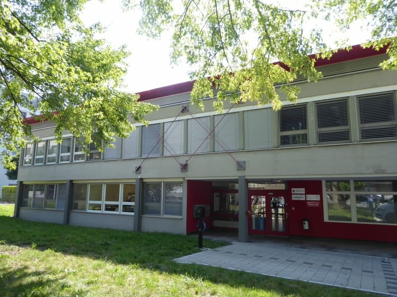 Büro- Gewerbeflächen an verkehrstechnisch guter Lage (11)