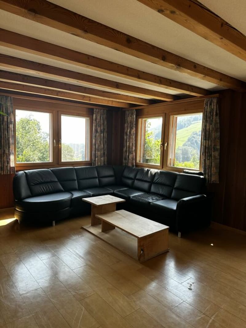 4 1/2-Zimmer-Wohnung an idyllischer Wohnlage im Grünen (7)