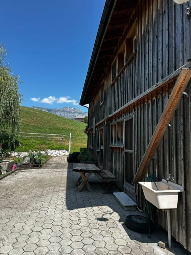 4 1/2-Zimmer-Wohnung an idyllischer Wohnlage im Grünen (4)