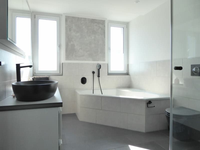 moderne und neuwertige 6-Zimmer-Maisonette-Wohnung (13)
