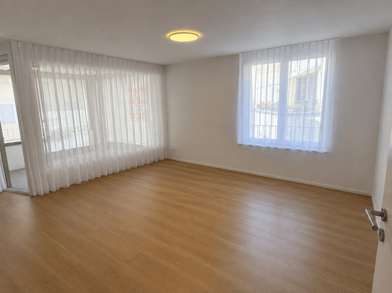 schöne 3.5-Zimmer-Wohnung inmitten von Mels (1)