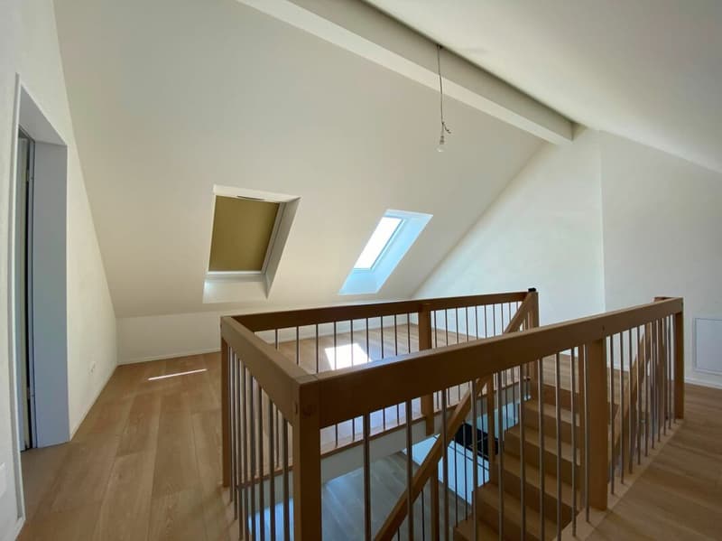 neuwertige 5-Zimmer-Maisonette-Wohnung mit Loggia an zentraler Lage (5)