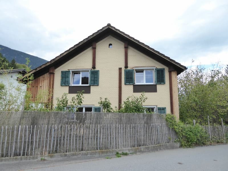 5-Zimmer-Einfamilienhaus mit angebautem Schopf und grosszügigem Umschwung (19)