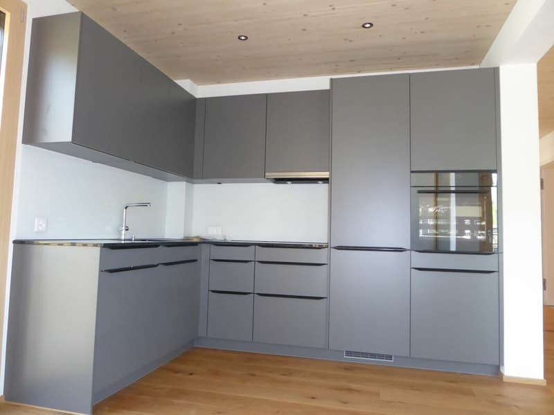 neuwertige 2.5-Zimmer-Wohnung an sonniger Lage (5)