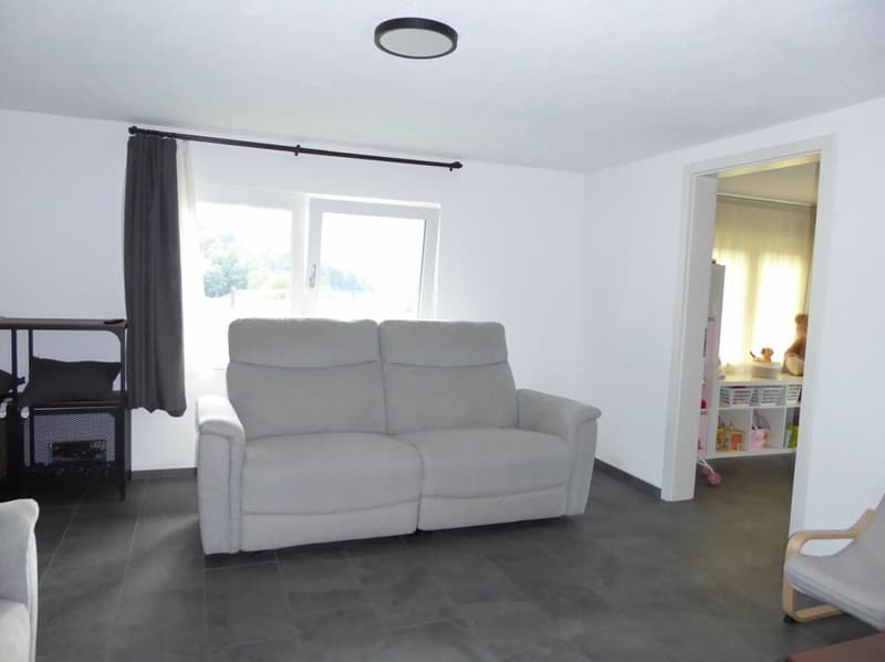 4 1/2-Zimmer-Wohnung an ruhiger Lage (6)