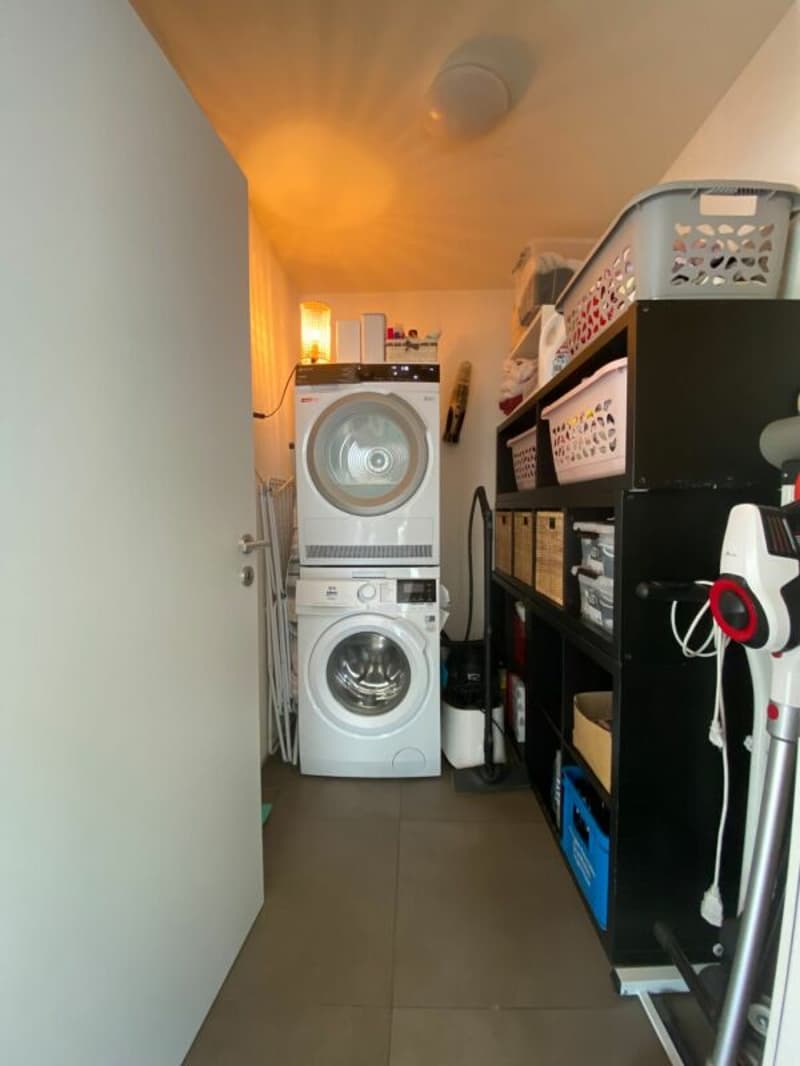 schöne 3.5-Zimmer-Wohnung inmitten von Mels (8)