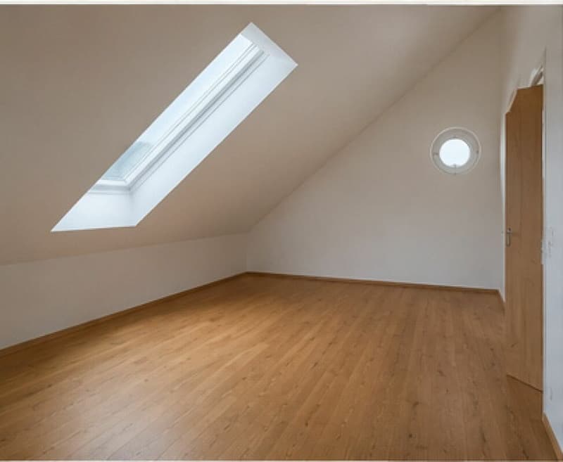 neuwertige 4 1/2-Zimmer-Wohnung (2)