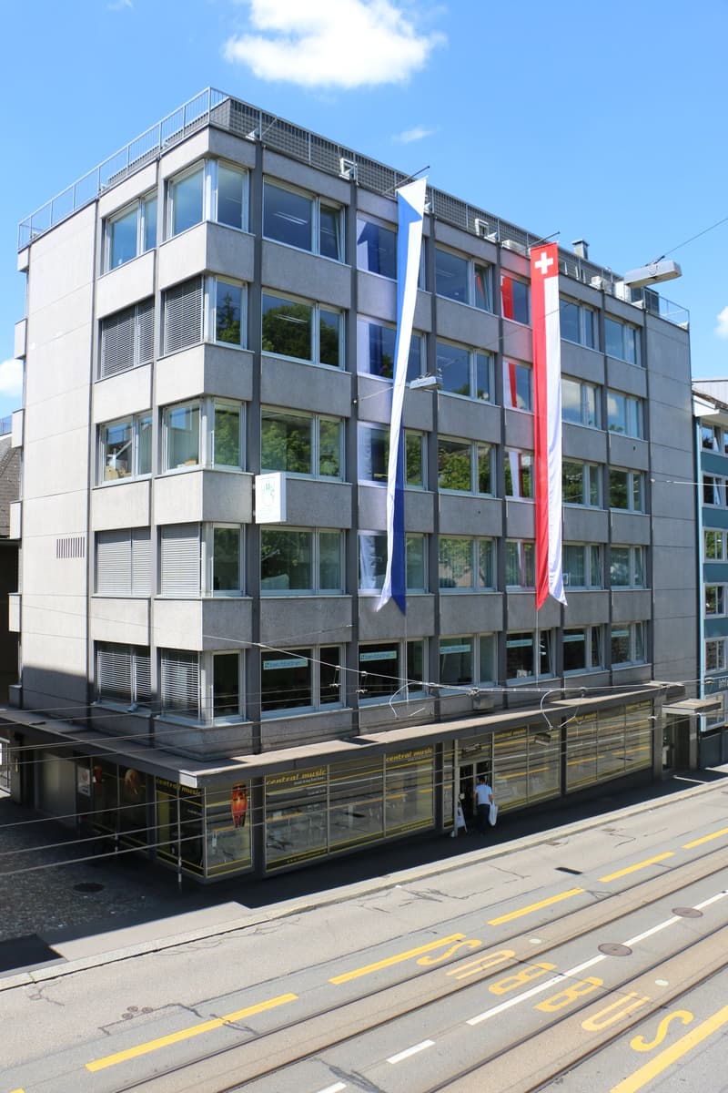 Tiefgaragenplatz am Central beim HB (Kleinfahrzeug wie Smart) (7)