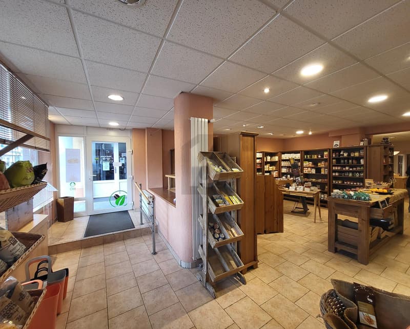 EPICERIE RENOVEE, MODERNE, SPACIEUSE, CENTREE (2)