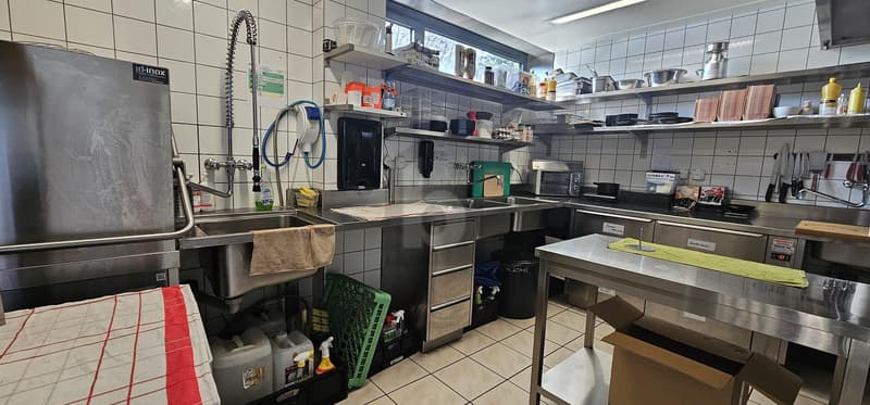 RESTAURANT BIEN SITUÉ AU CENTRE MIGROS (4)