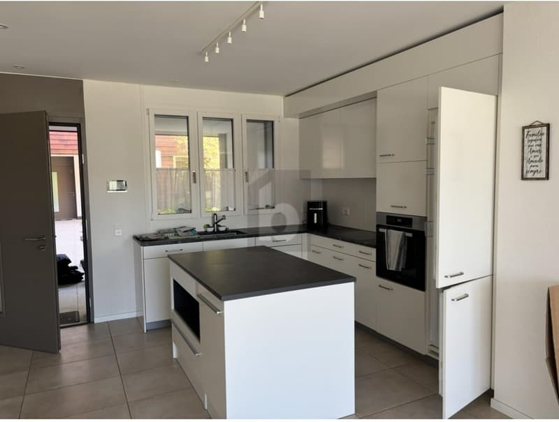 MODERNE, LUMINEUX & CENTRAL (2)