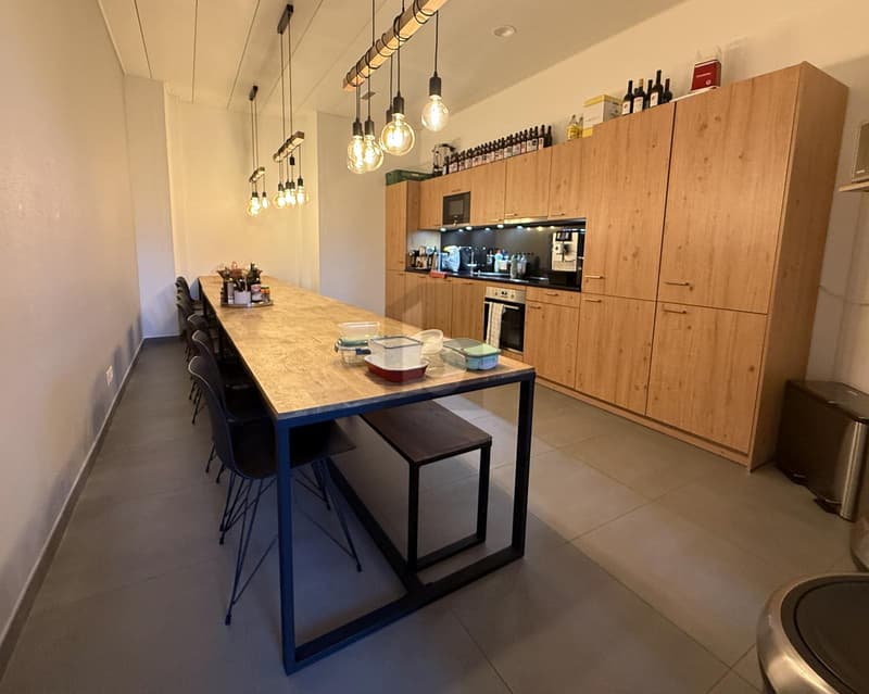 CENTRAL, LUMINEUX ET COLLABORATIF (4)