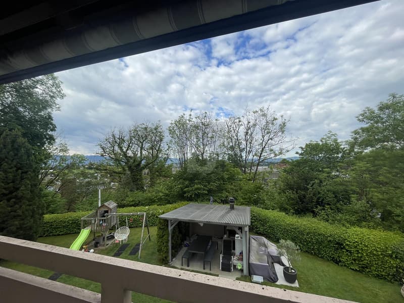 RUHIG IM GRÜNEN (1)