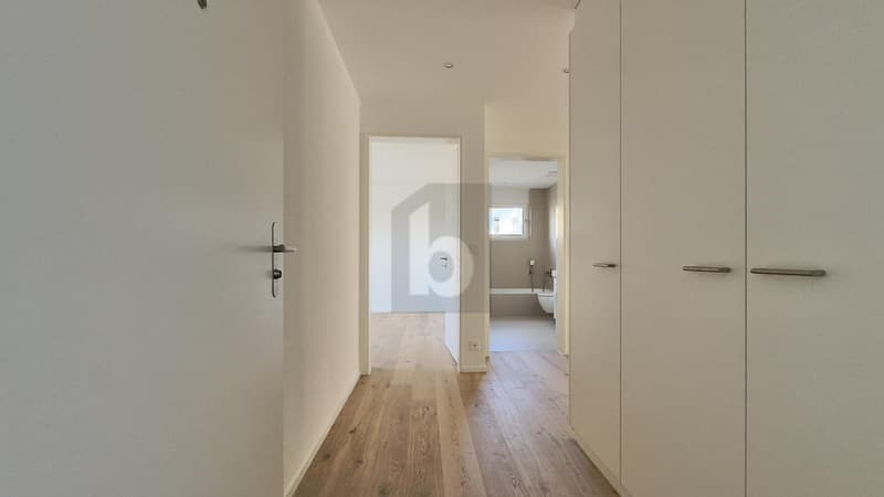 MODERNER NEUBAU AN ZENTRALER LAGE (2)