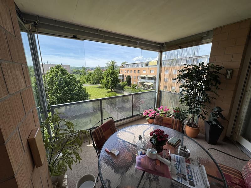 GEPFLEGT MIT BALKON UND BEGRÜNTEM INNENHOF! (2)