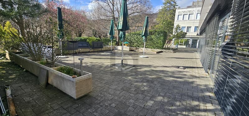 RESTAURANT BIEN SITUÉ AU CENTRE MIGROS (2)