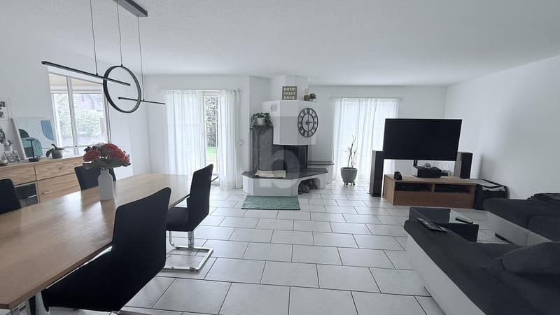HÖCHSTER KOMFORT, MIT SAUNA, WHIRLPOOL & GARTEN (3)