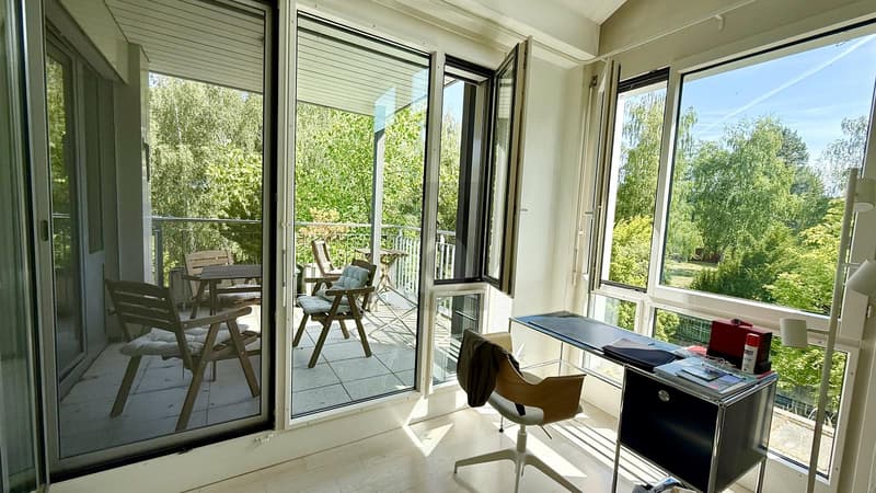 GRÜNES JUWEL IN DER STADT MIT SEPARATEM STUDIO (2)