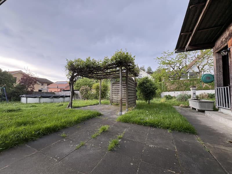 AUF ZWEI ETAGEN MIT SCHWEDENOFEN UND GARTEN! (4)