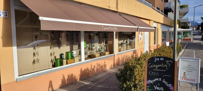 EPICERIE RENOVEE, MODERNE, SPACIEUSE, CENTREE (1)