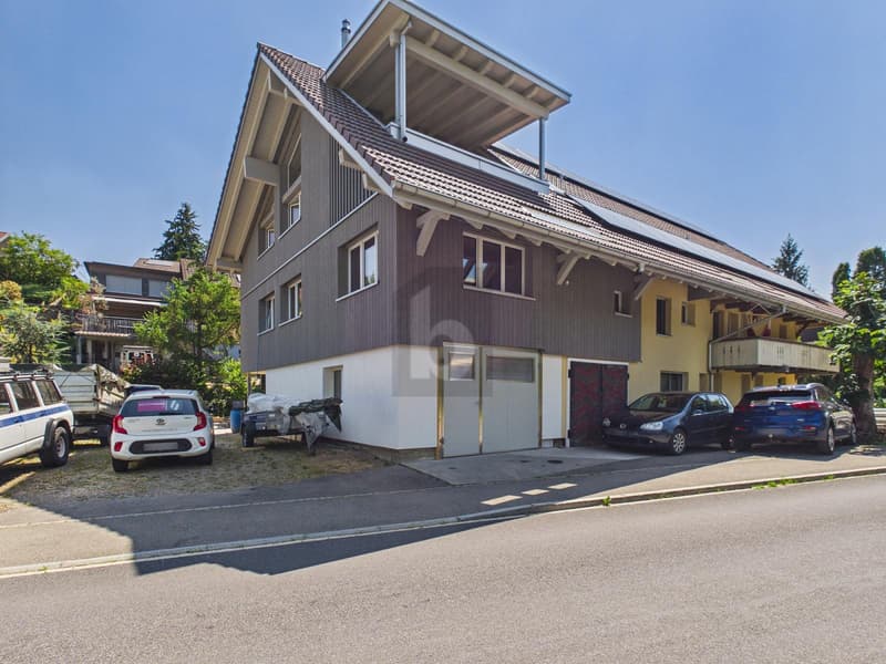 ERSTBEZUG, IM EIGENTUMSSTANDARD, MIT VIEL HOLZ (5)