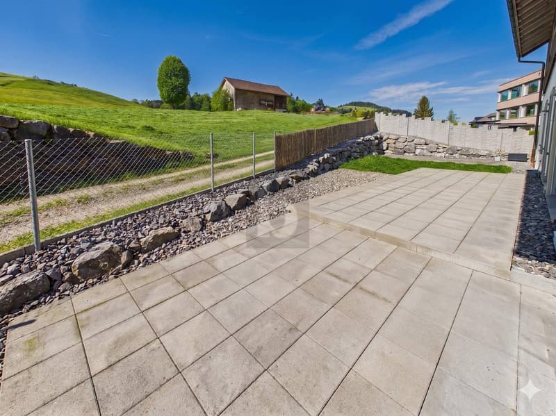 FAMILIENFREUNDLICH MIT TERRASSE & SAUNA (2)